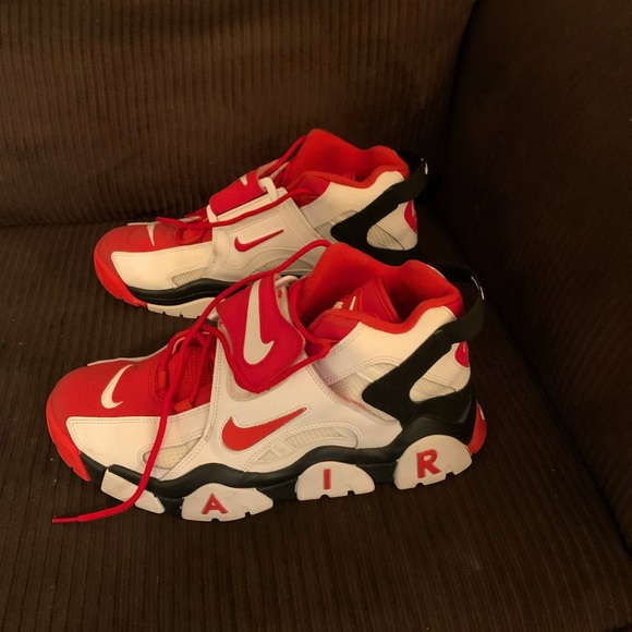 Nike Other - Air Barrage Mid 'University Red'